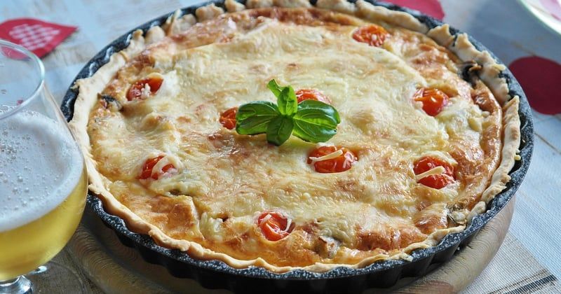 Quiche lorraine sans pâte : la recette express prête en 10 minutes